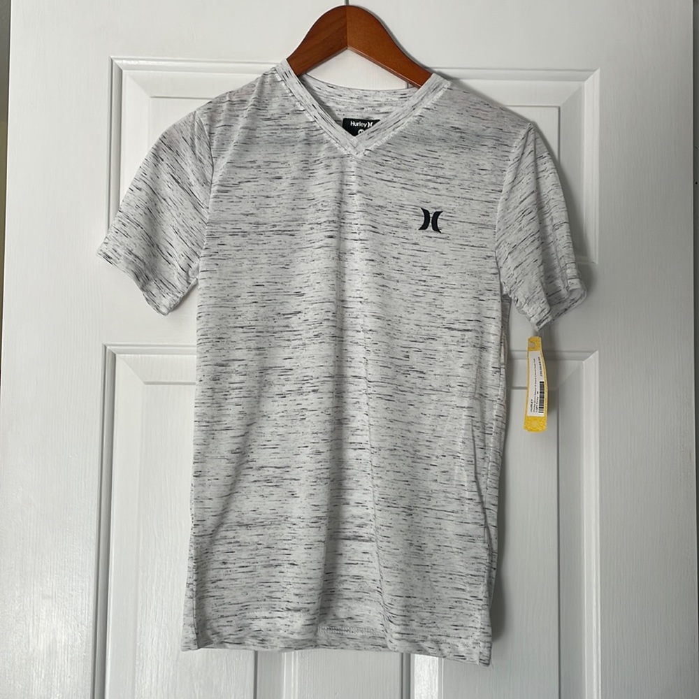 Boy medium Hurley v-neck t-shirt-brand new